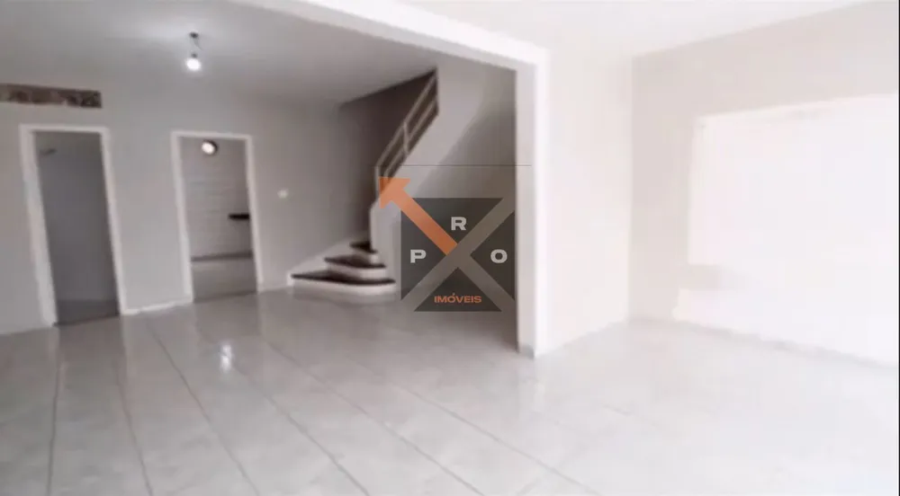 Casa, 3 quartos, 180 m² - Foto 1