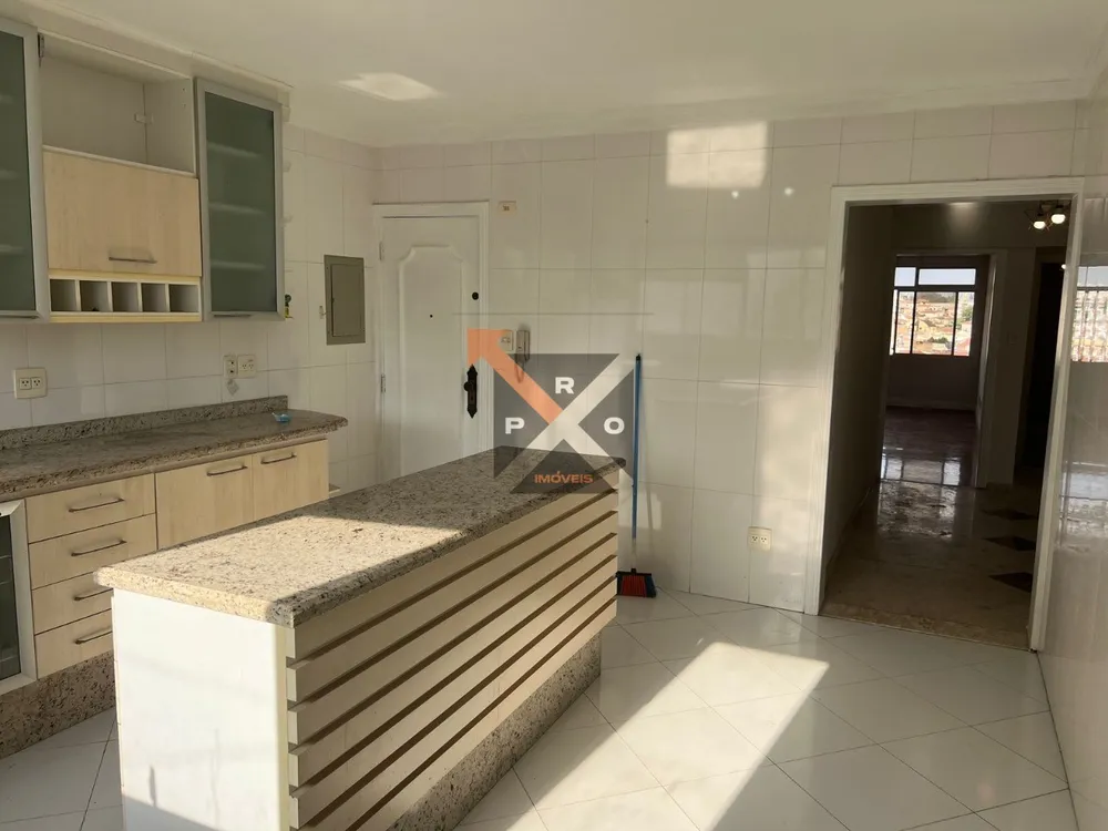 Apartamento, 3 quartos, 130 m² - Foto 3