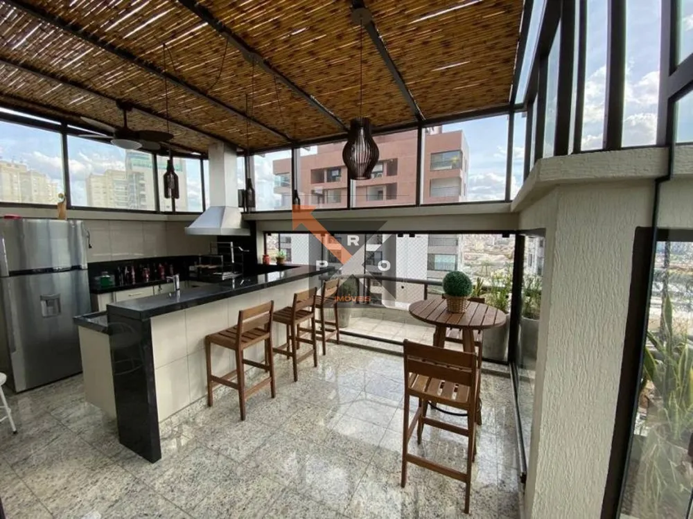 Cobertura, 3 quartos, 275 m² - Foto 1