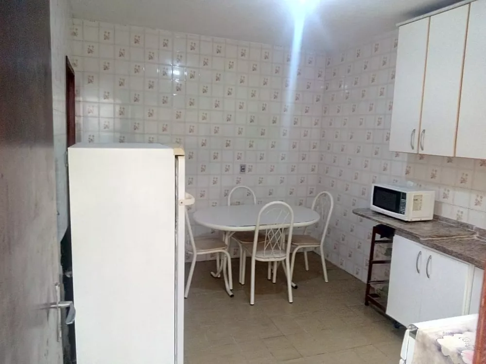 Casa, 2 quartos, 205 m² - Foto 6