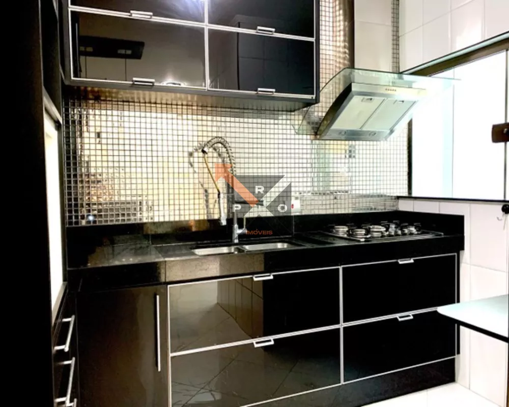 Casa, 3 quartos, 132 m² - Foto 2