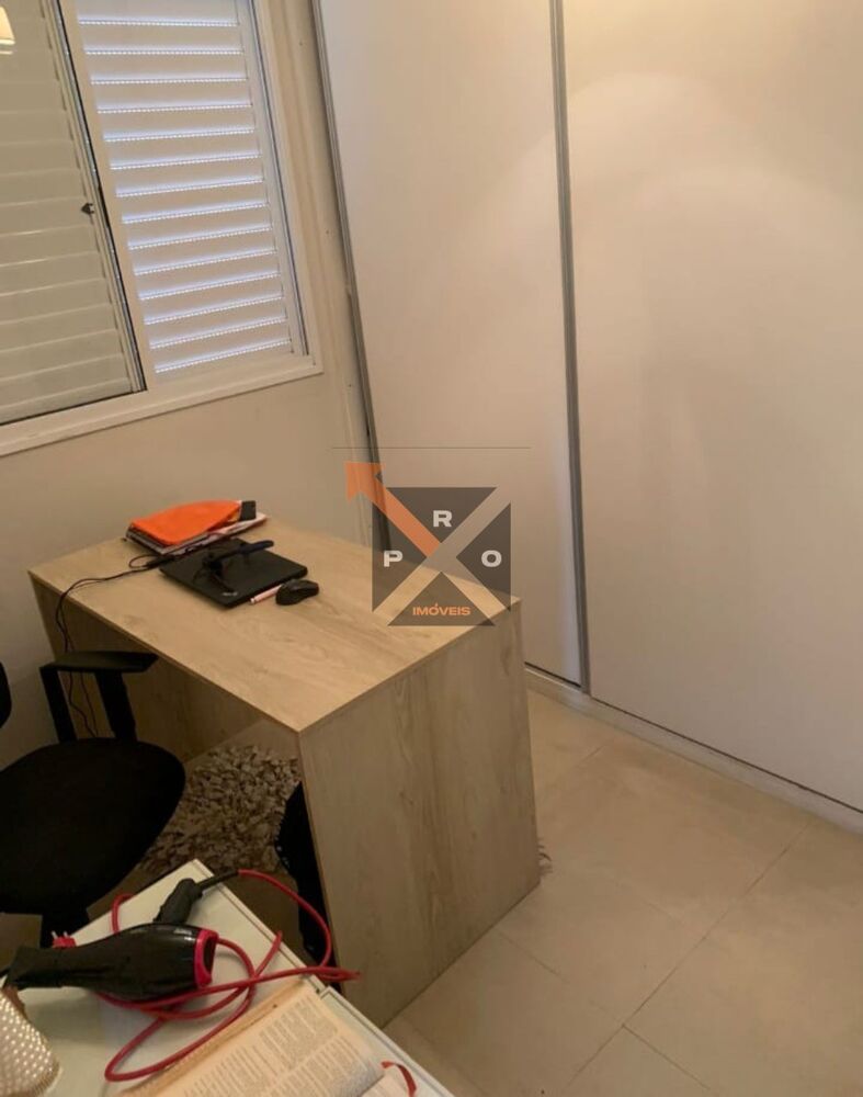 Apartamento à venda com 3 quartos, 80m² - Foto 2