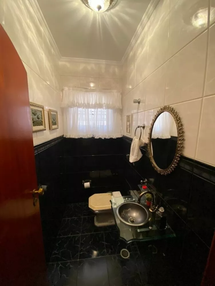 Casa, 3 quartos, 180 m² - Foto 1