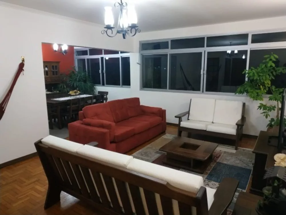 Apartamento à venda com 4 quartos, 200m² - Foto 1