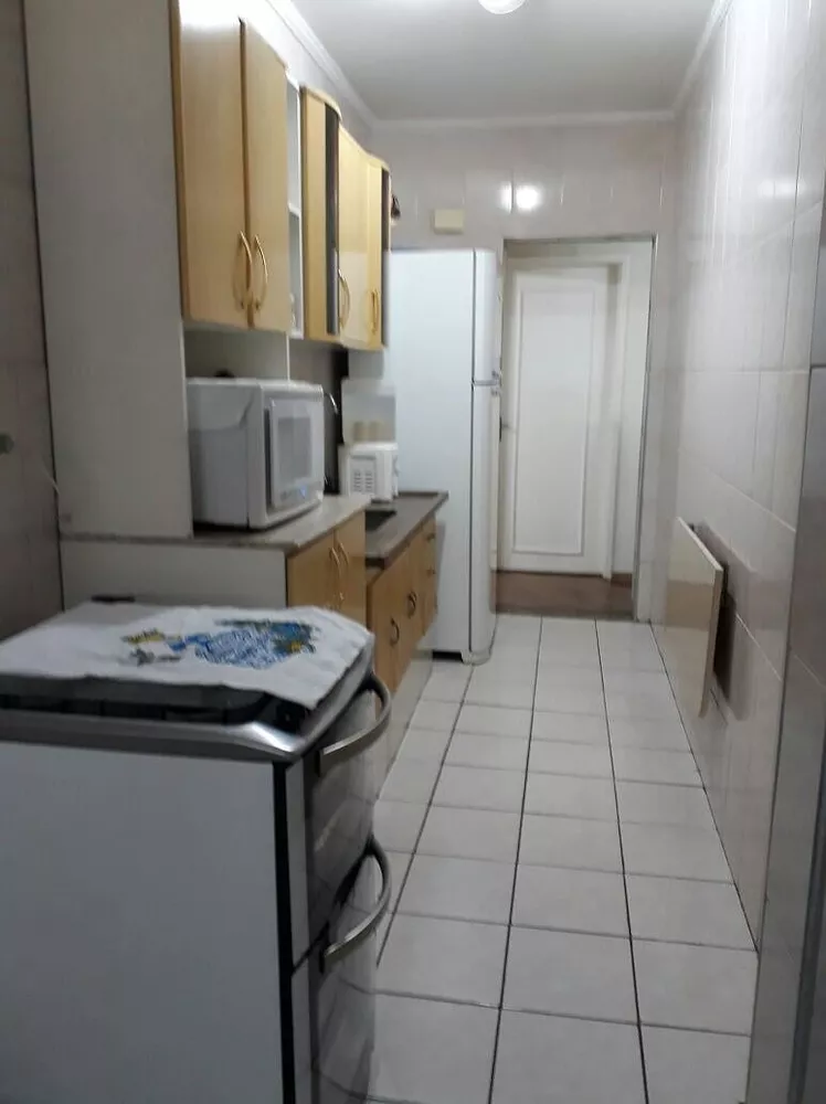 Apartamento à venda com 2 quartos, 62m² - Foto 4