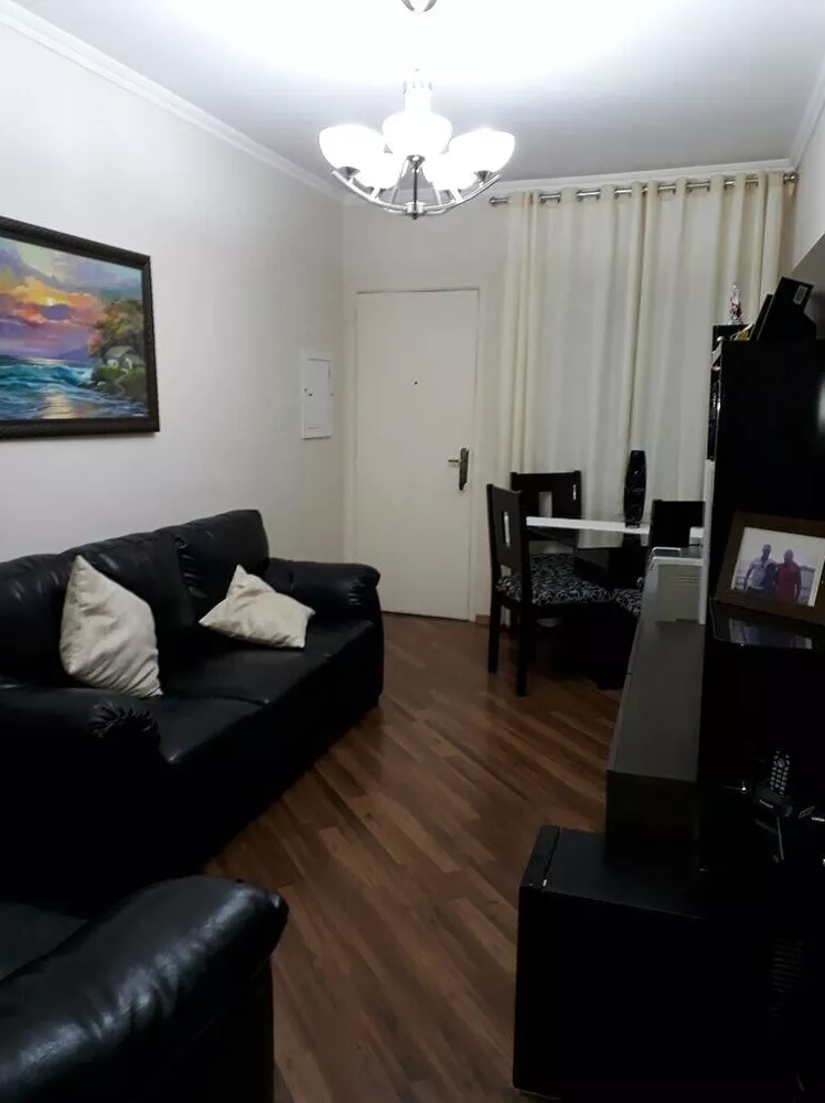 Apartamento à venda com 2 quartos, 62m² - Foto 2