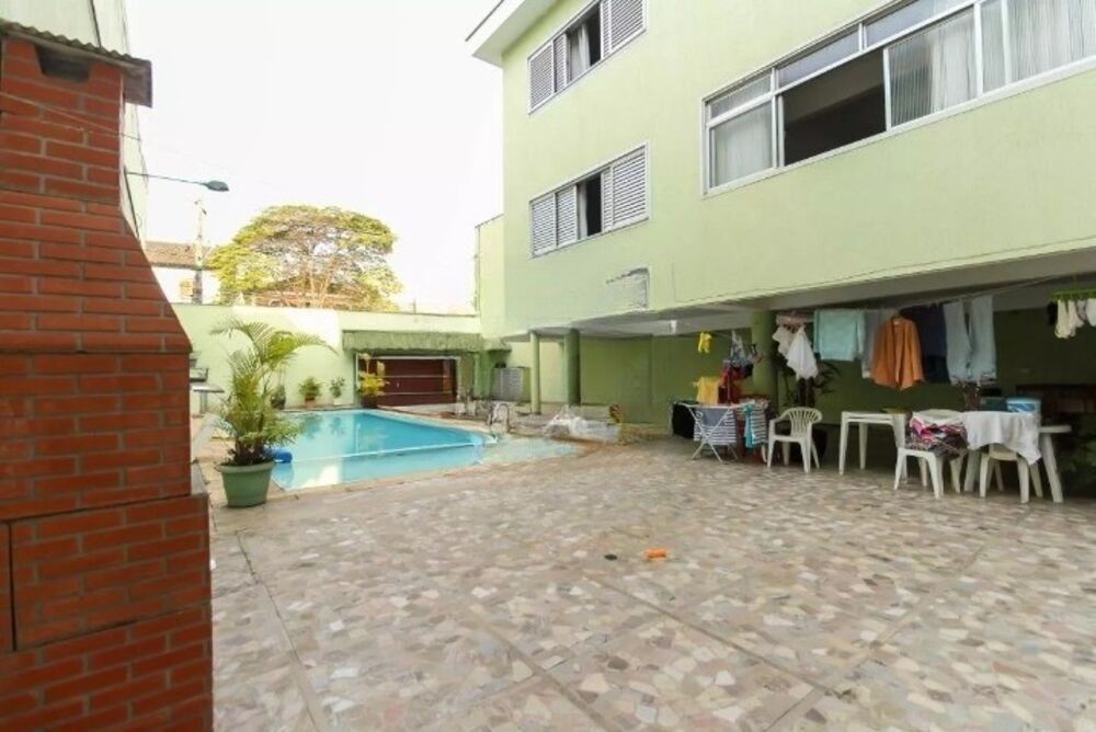 Casa à venda com 5 quartos, 400m² - Foto 1