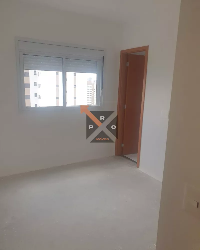 Apartamento à venda com 3 quartos, 134m² - Foto 2