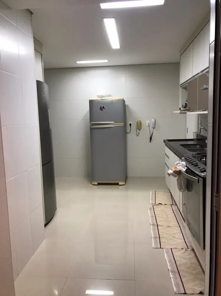 Apartamento, 3 quartos, 151 m² - Foto 2