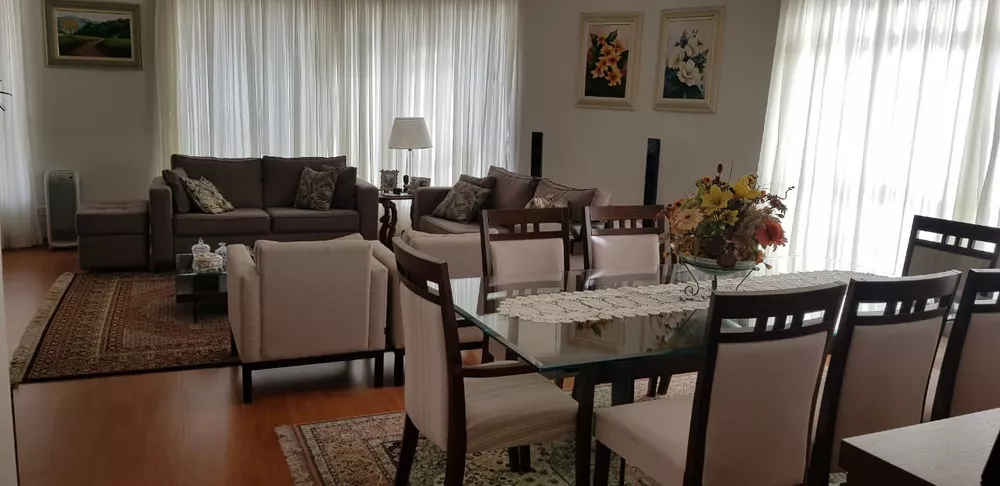 Apartamento à venda com 3 quartos, 140m² - Foto 4