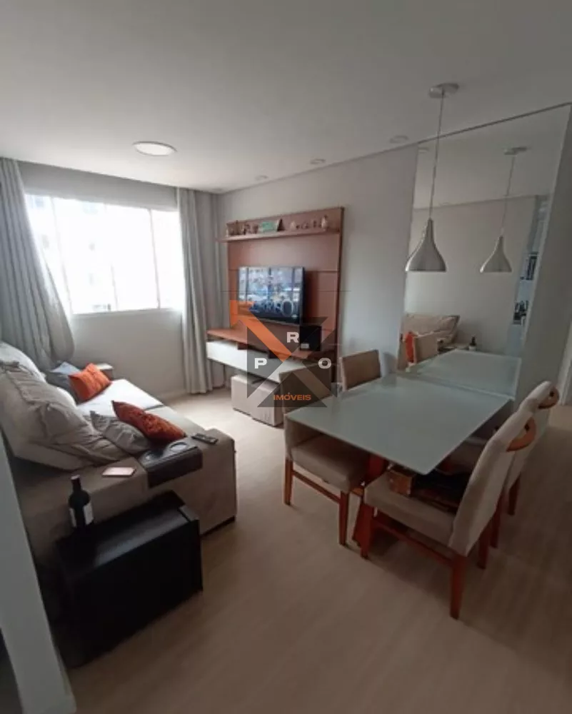 Apartamento à venda com 2 quartos, 42m² - Foto 1