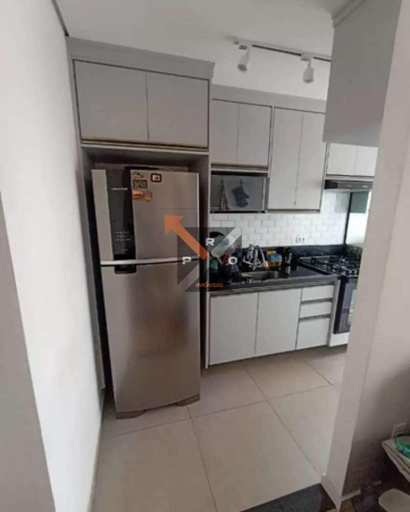 Apartamento à venda com 2 quartos, 42m² - Foto 4