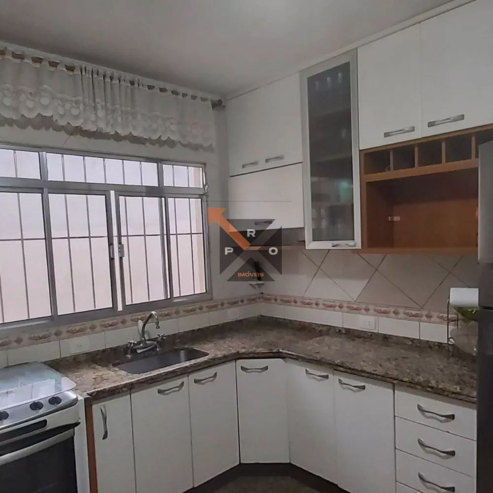 Casa à venda com 2 quartos, 180m² - Foto 6