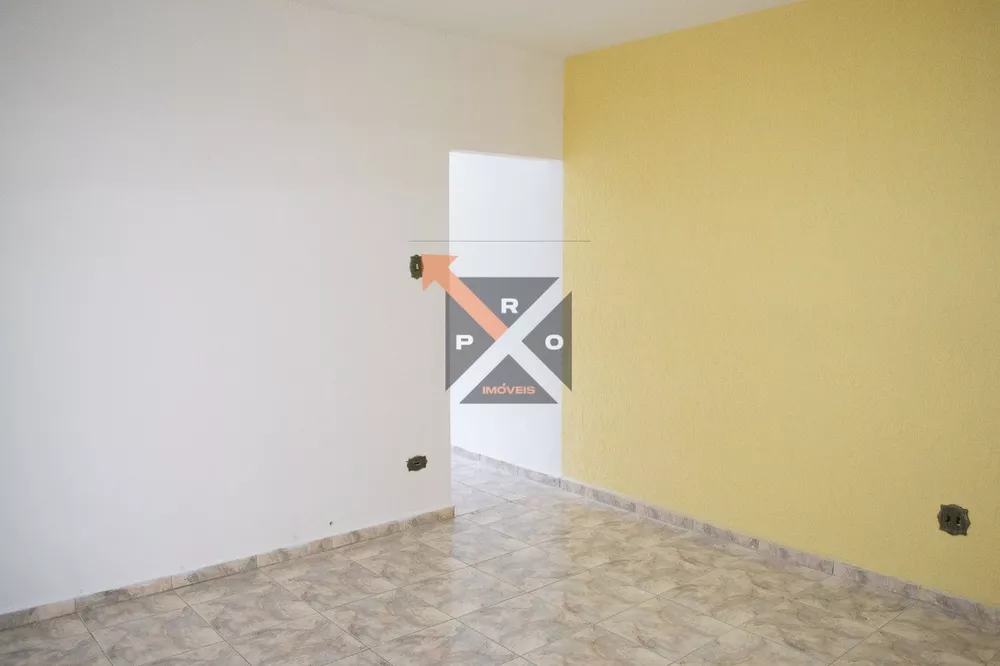 Casa à venda com 4 quartos, 210m² - Foto 4