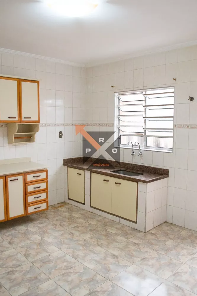 Casa à venda com 4 quartos, 210m² - Foto 8