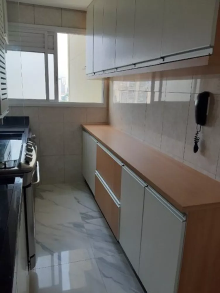 Apartamento à venda com 3 quartos, 64m² - Foto 4