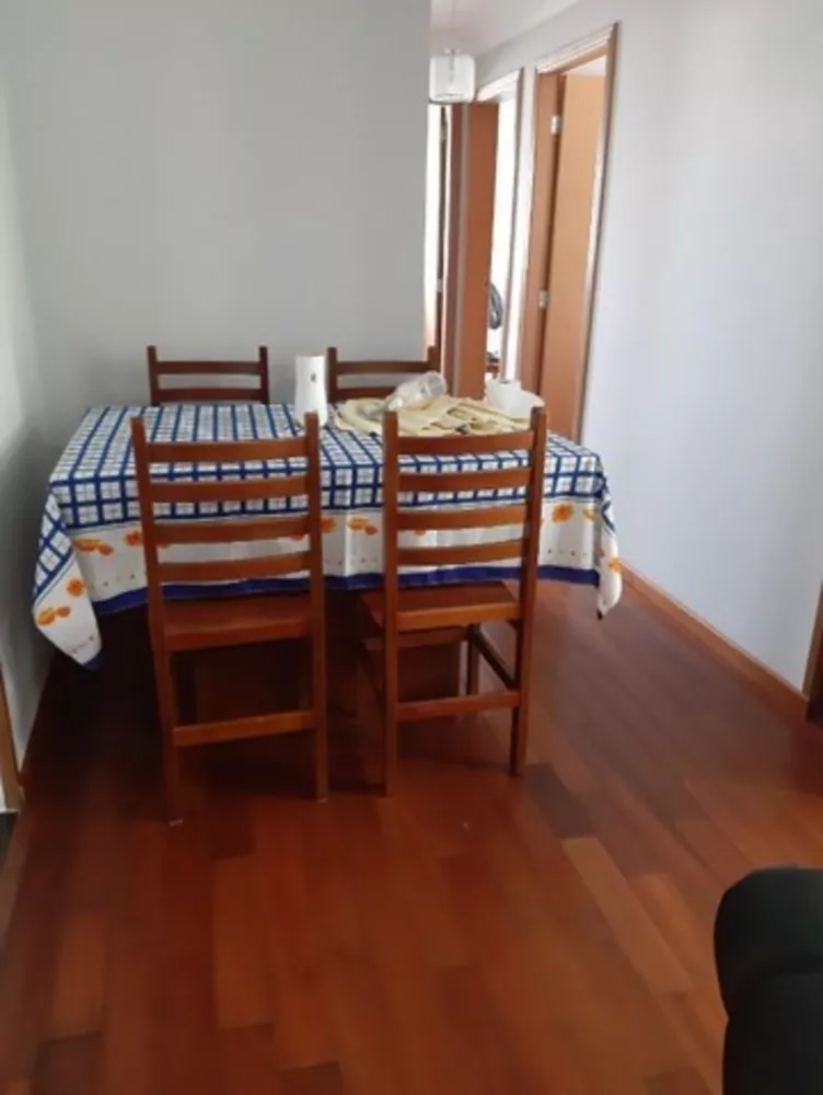 Apartamento à venda com 3 quartos, 64m² - Foto 2