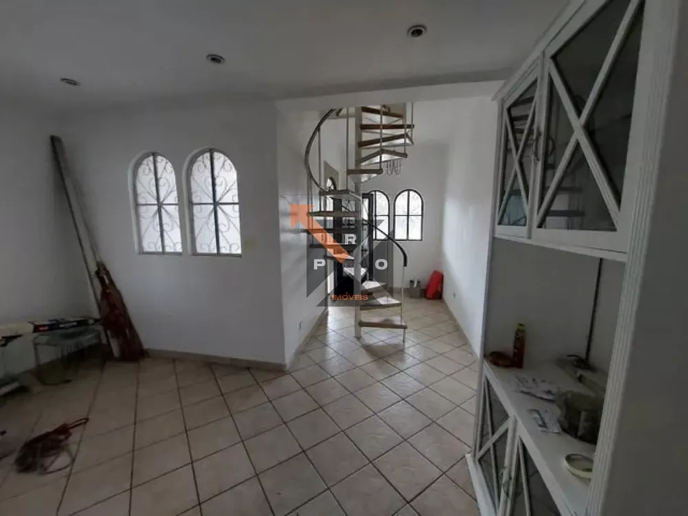 Casa à venda com 3 quartos, 150m² - Foto 3