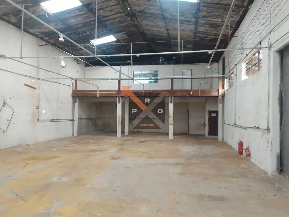 Depósito-Galpão, 675 m² - Foto 1