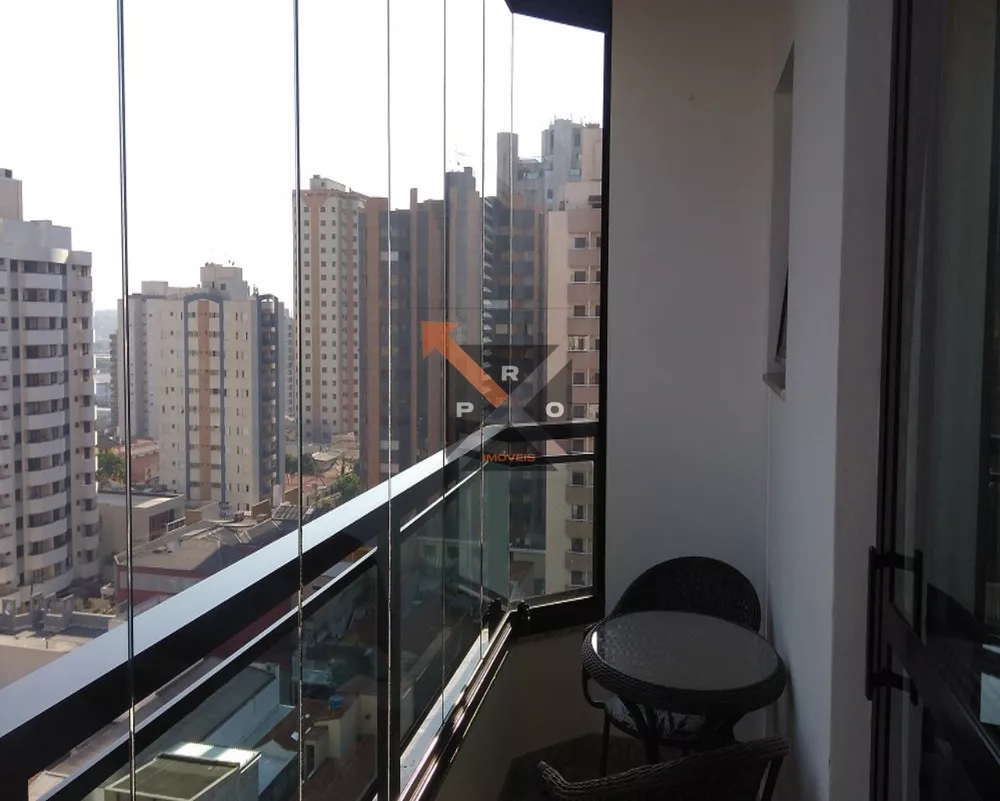 Apartamento à venda com 3 quartos, 117m² - Foto 2