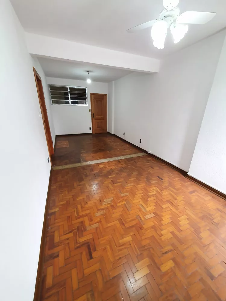 Apartamento à venda com 1 quarto, 48m² - Foto 3