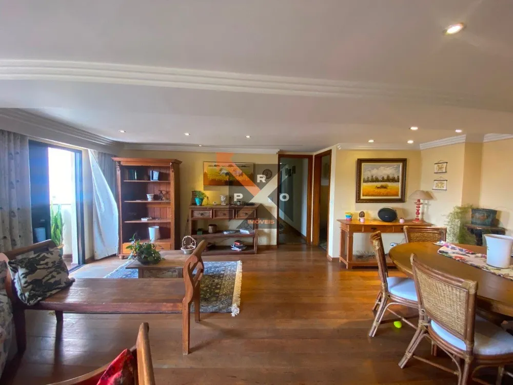 Cobertura, 3 quartos, 242 m² - Foto 2