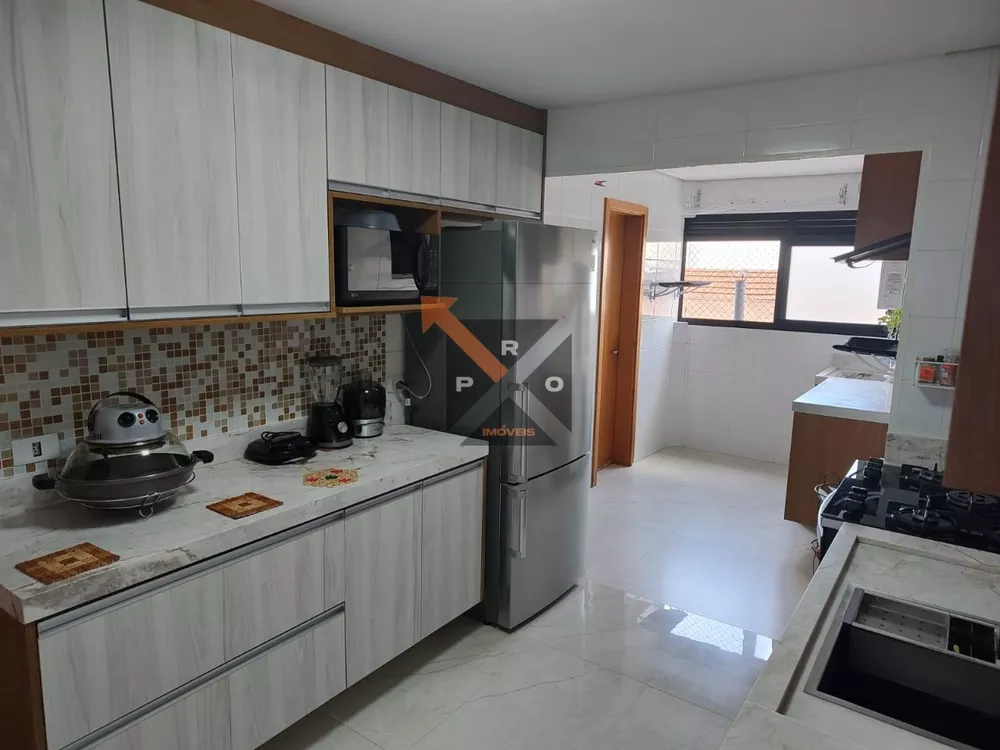 Apartamento à venda com 3 quartos, 97m² - Foto 7