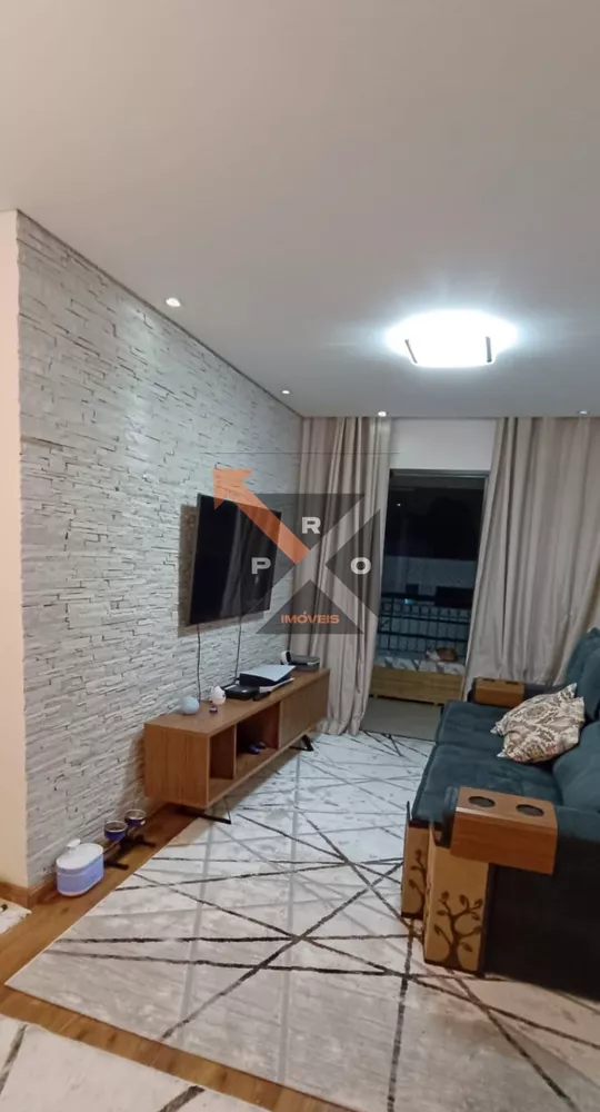 Apartamento à venda com 3 quartos, 97m² - Foto 2