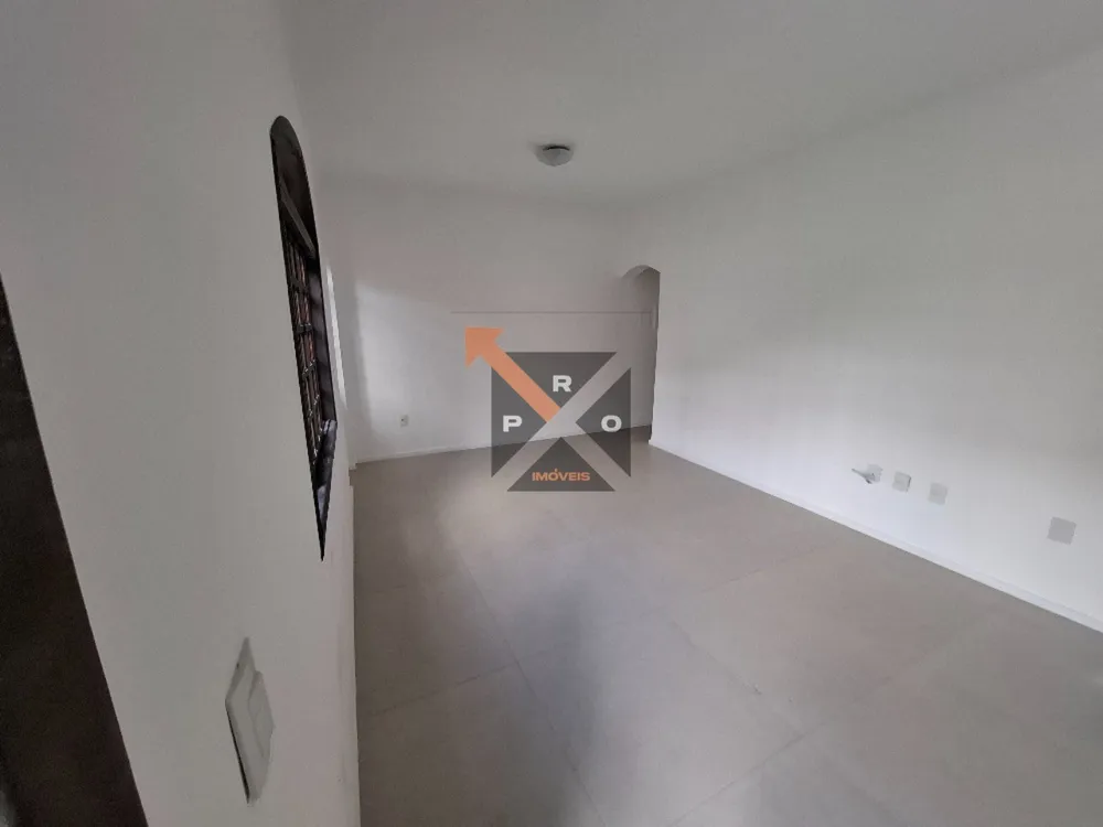 Casa, 3 quartos, 230 m² - Foto 4