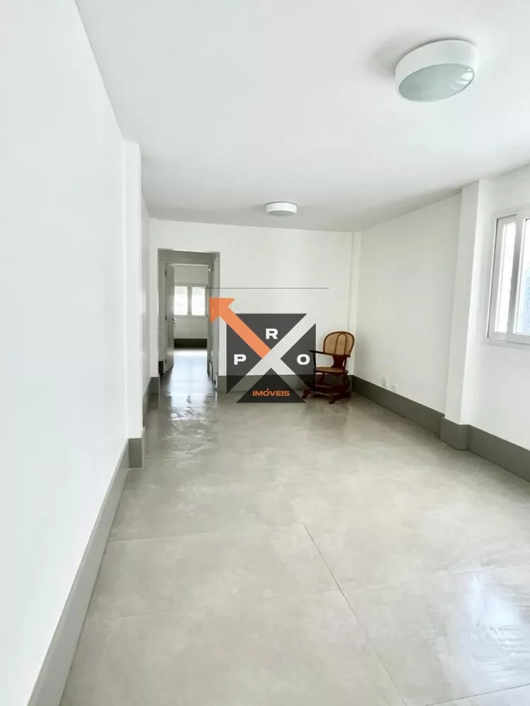 Apartamento à venda com 1 quarto, 57m² - Foto 2