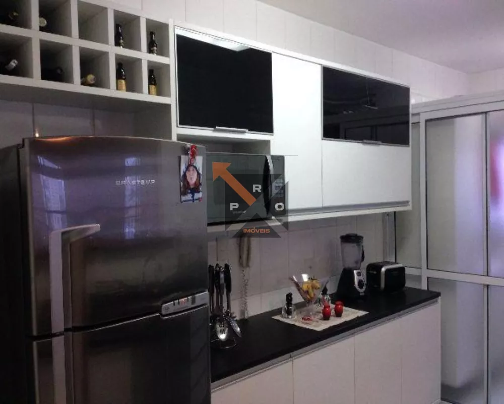 Apartamento à venda com 3 quartos, 77m² - Foto 3