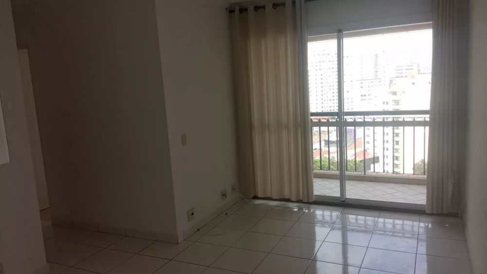 Apartamento à venda com 3 quartos, 68m² - Foto 2