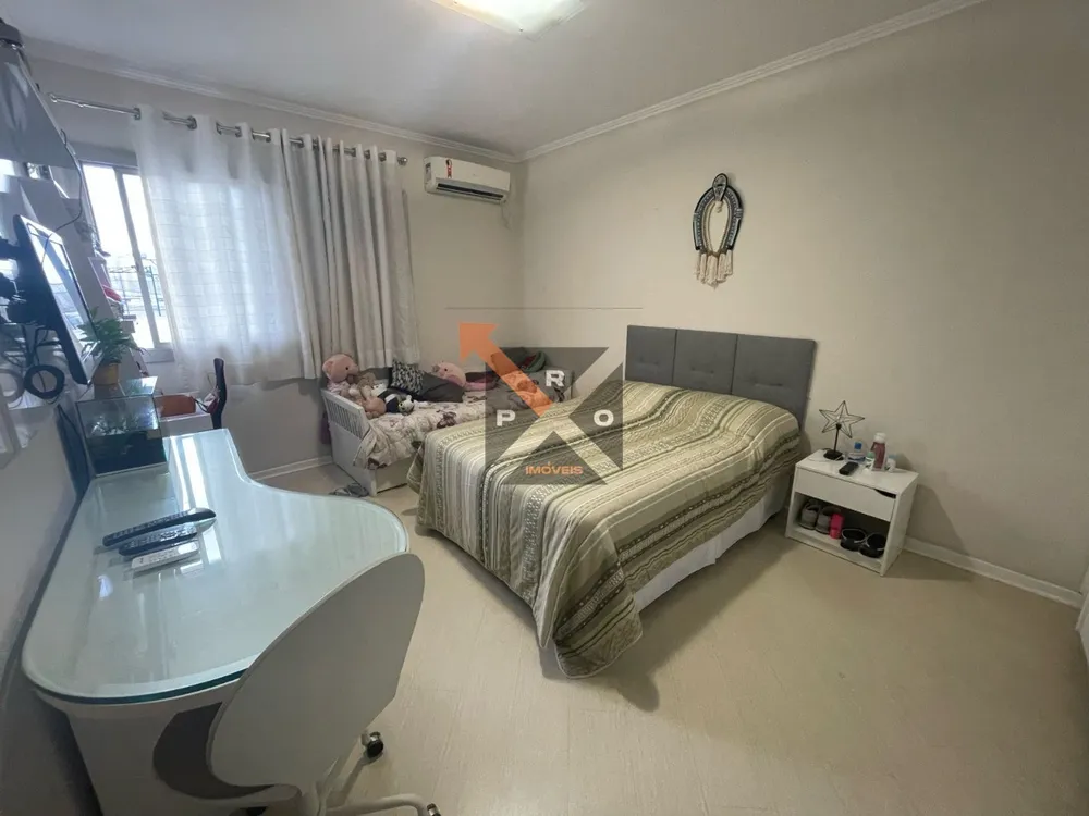 Casa, 3 quartos, 200 m² - Foto 10