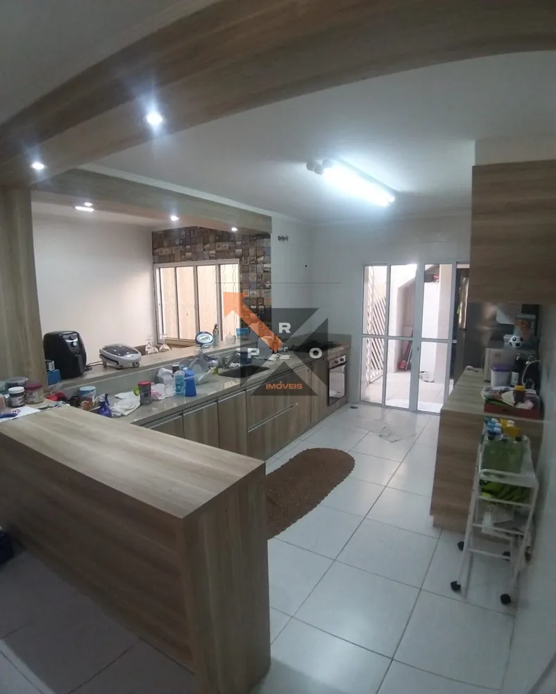 Casa, 3 quartos, 170 m² - Foto 1