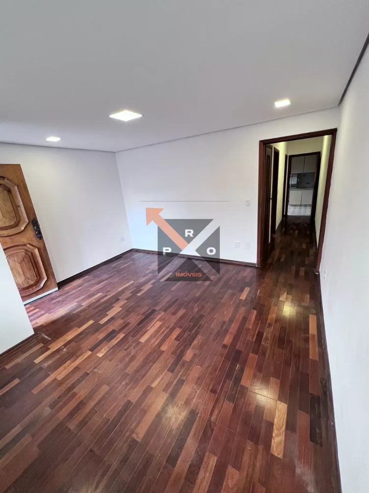 Casa à venda com 3 quartos, 140m² - Foto 3