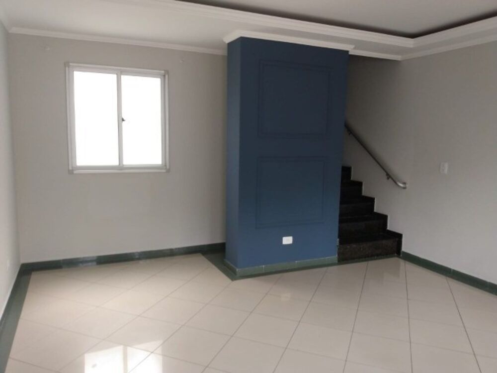 Casa à venda com 4 quartos, 194m² - Foto 2