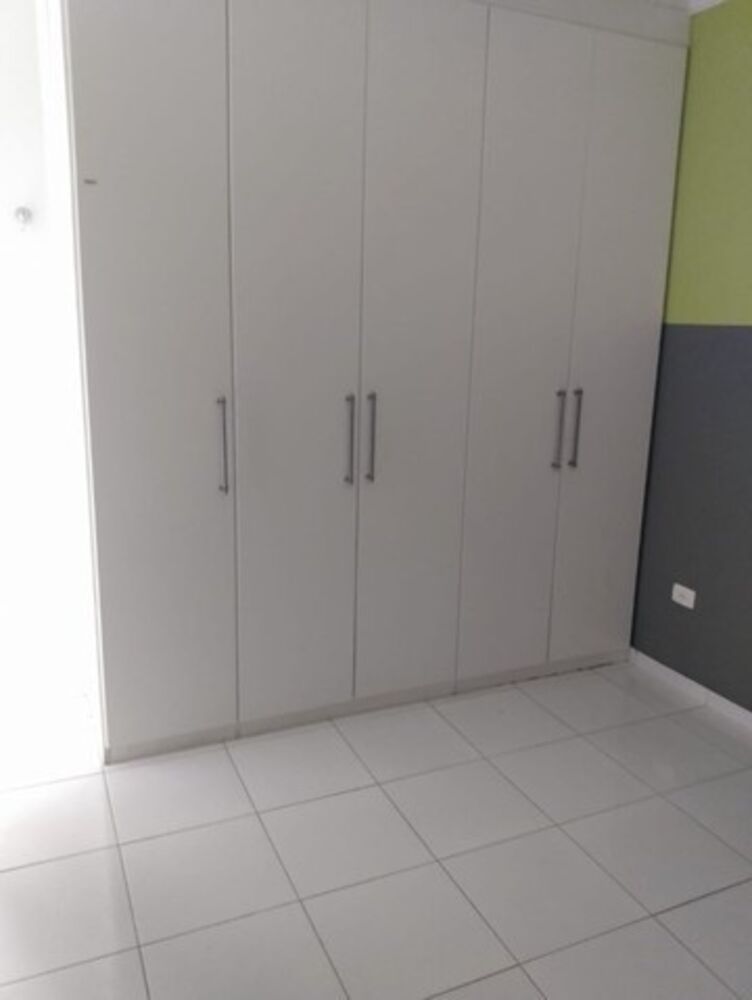 Casa à venda com 4 quartos, 194m² - Foto 19