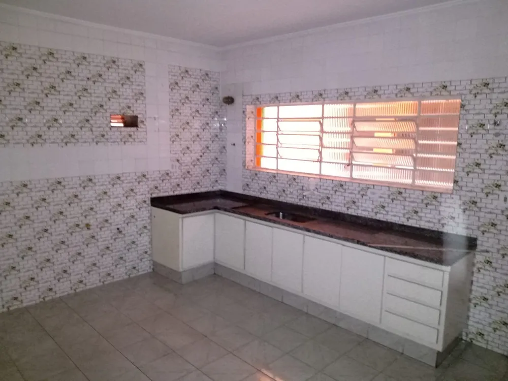 Casa, 3 quartos, 160 m² - Foto 3