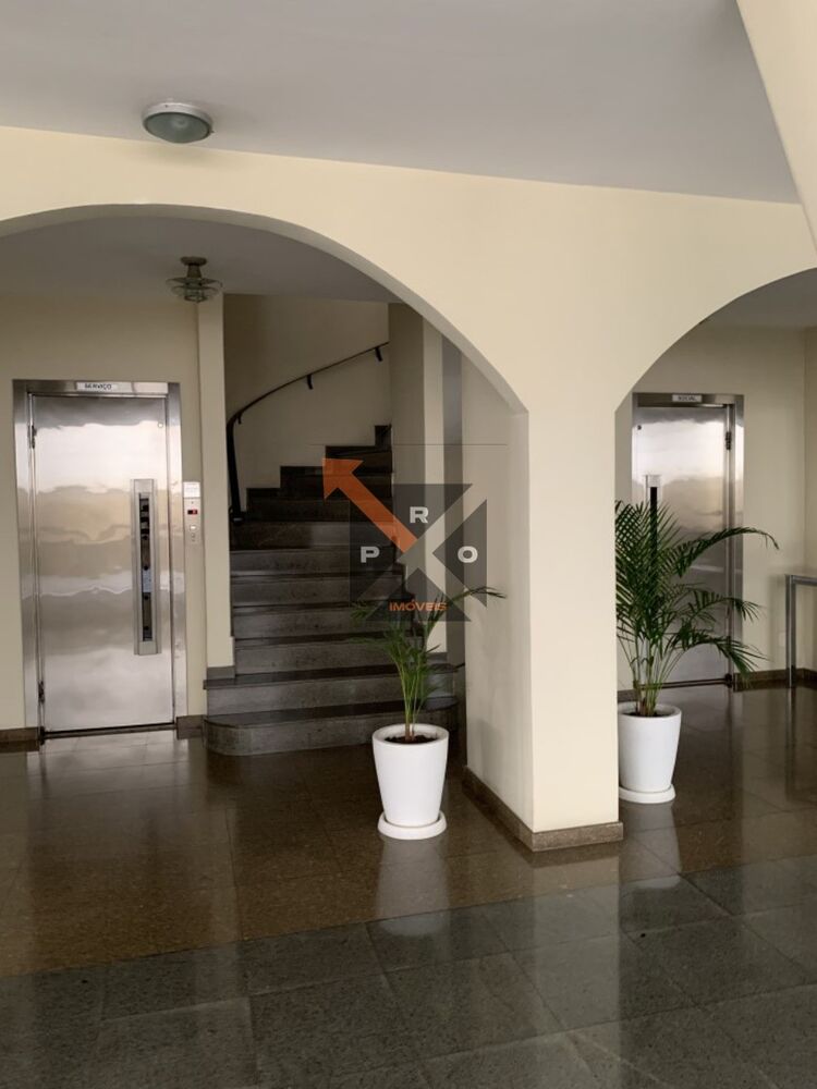 Apartamento à venda com 2 quartos, 68m² - Foto 4