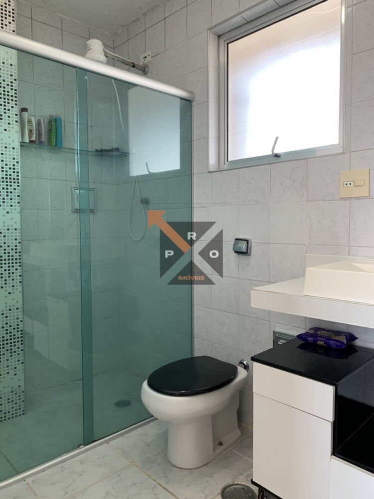 Apartamento à venda com 2 quartos, 68m² - Foto 2