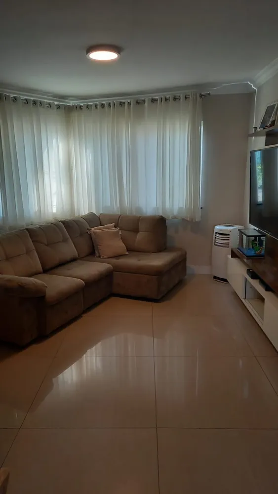 Casa, 3 quartos, 202 m² - Foto 2