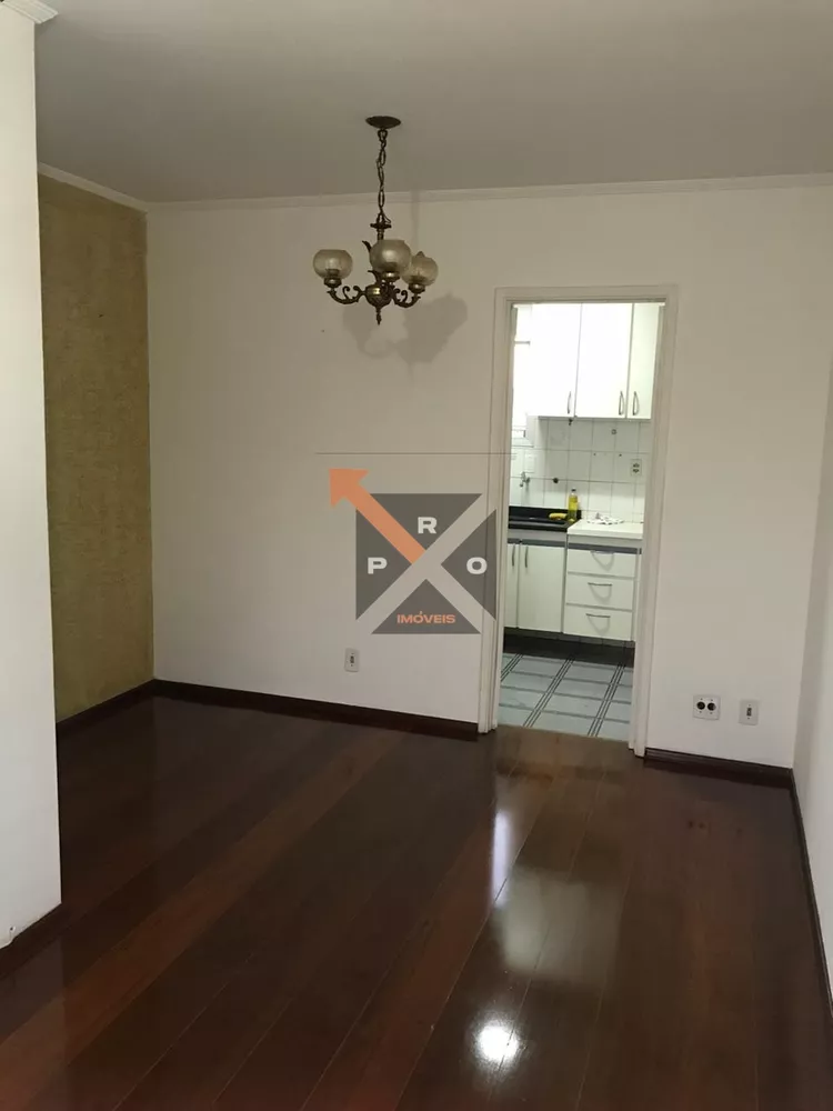 Apartamento à venda com 2 quartos, 62m² - Foto 2