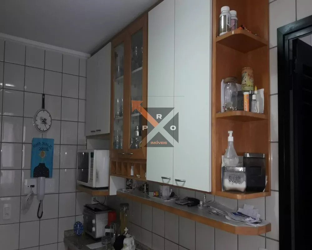 Apartamento à venda com 3 quartos, 92m² - Foto 4