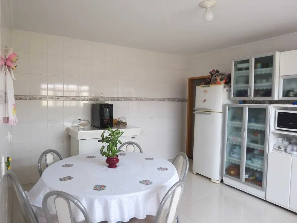 Casa, 4 quartos, 180 m² - Foto 10