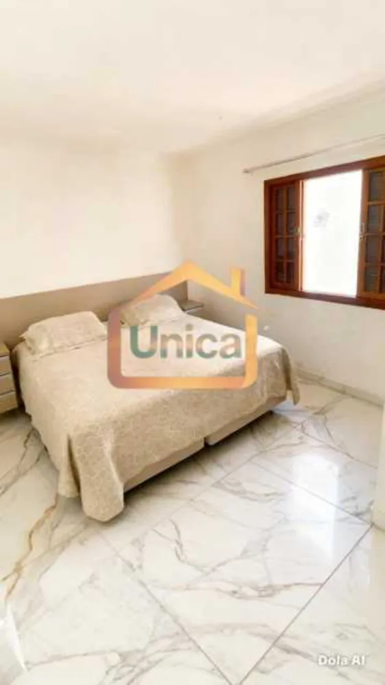 Casa, 3 quartos, 239 m² - Foto 8
