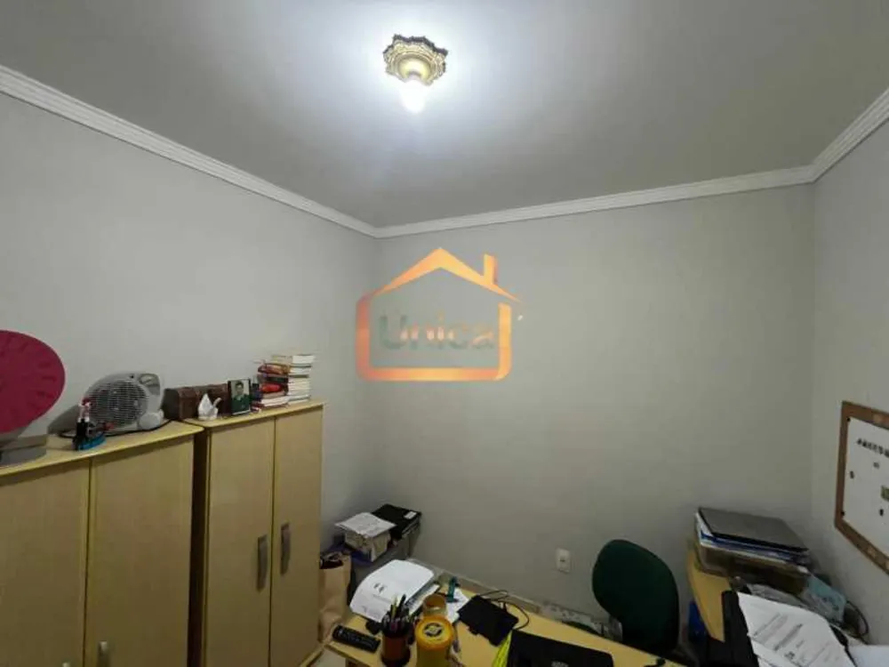 Casa, 4 quartos, 226 m² - Foto 4