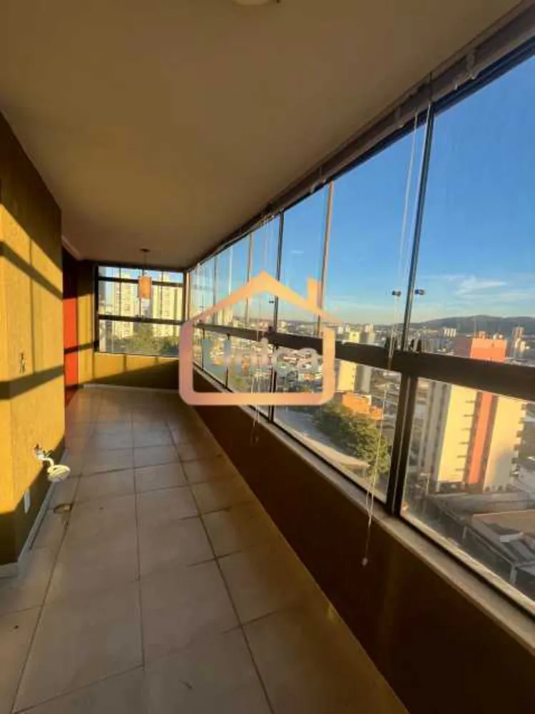 Apartamento, 3 quartos, 170 m² - Foto 4