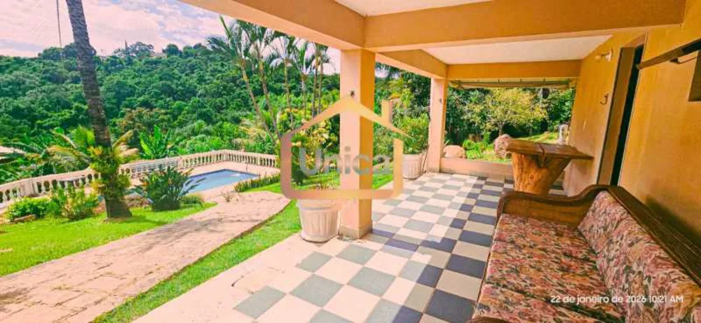 Chácara, 3 quartos, 2460 m² - Foto 2