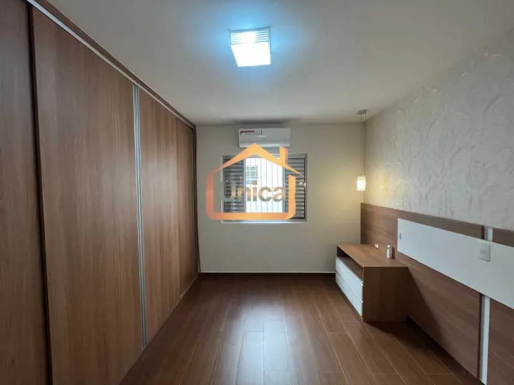 Casa, 3 quartos, 220 m² - Foto 3