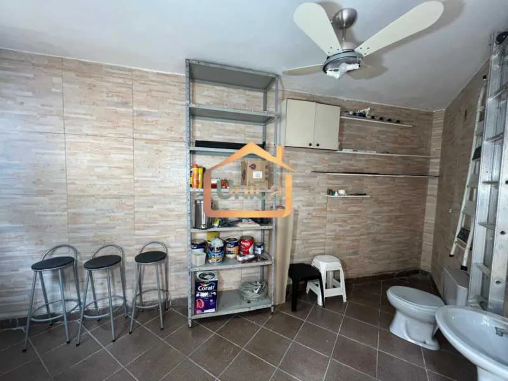 Casa, 3 quartos, 220 m² - Foto 1